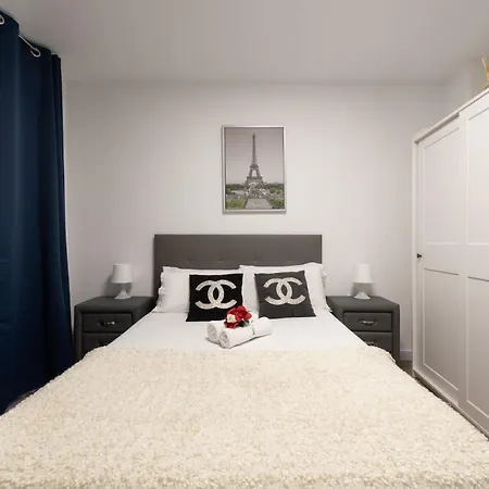 Apartamentos Day Madrid Gran Via II-3